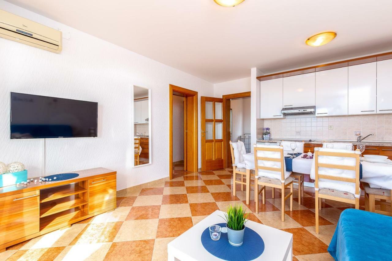 Apartments Villa Maria Crikvenica Exterior foto